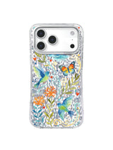 Foliage Void pattern içeren iPhone 17 Pro kılıfı