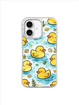 Sunny Shell Duck Pond: Sarı ördek yavruları mavi dalgacıklar, deniz kabukları, yıldızlar ve küçük yeşil bitkiler arasında yüzer.