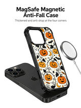 Spooky Pumpkin Friends: dairesel şarj aksesuarının yanında telefondan ayrı gösterilen kılıf.