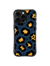 Indigo Feral Light pattern içeren iPhone 14 Pro kılıfı
