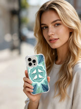 Ekolojik güvercin sığınağı bulunan iPhone 15 Pro kılıfı