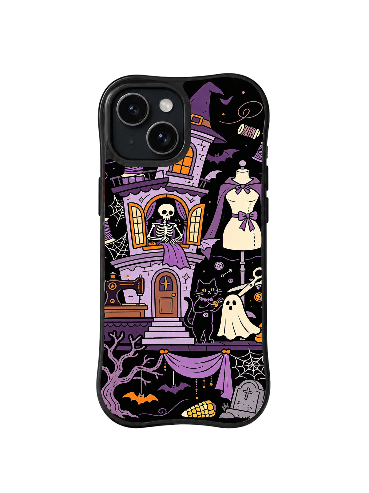 Skeleton Tailor Purple Atelier: İskelet terzi hayaletler ve dikiş araçlarıyla uzun mor gotik evde çalışır.